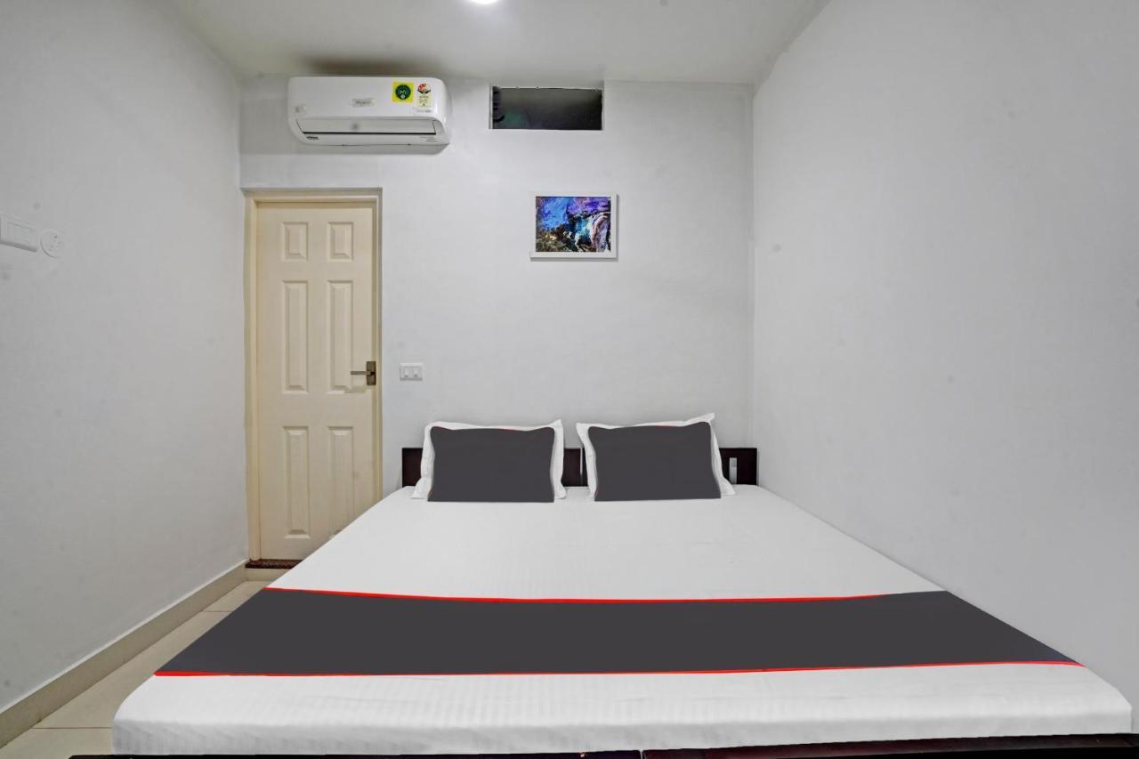 Collection O White House Pearl Hotell Kochi Eksteriør bilde