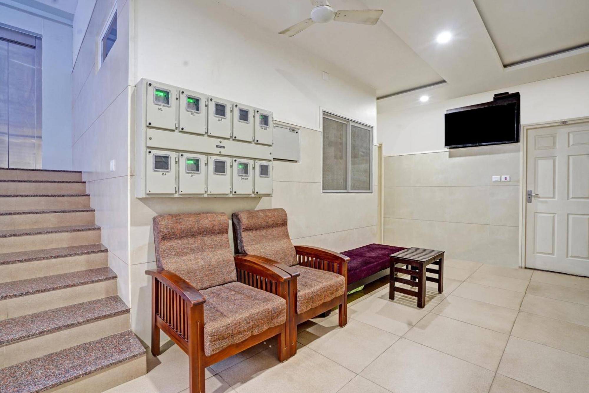 Collection O White House Pearl Hotell Kochi Eksteriør bilde